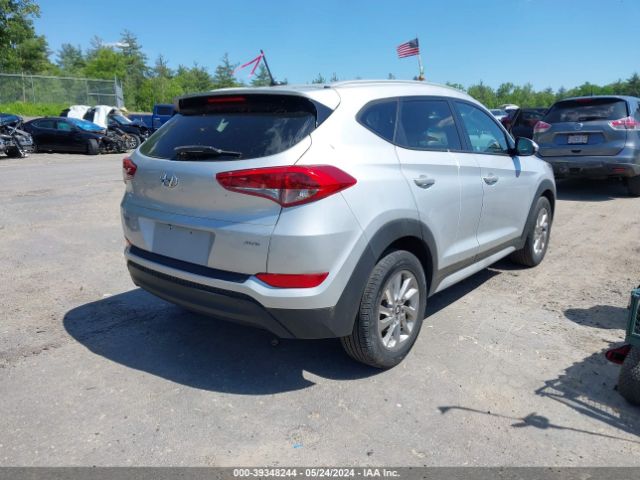 KM8J3CA40HU511335 Hyundai TUCSON SE