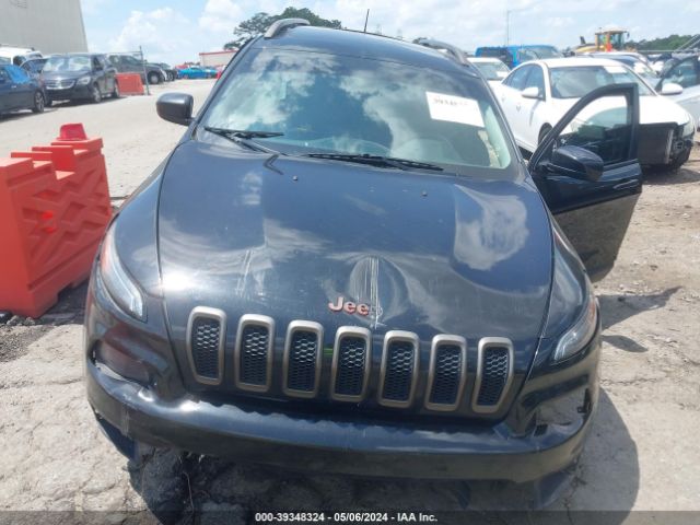 1C4PJLCB7GW249820 Jeep Cherokee 75th Anniversary