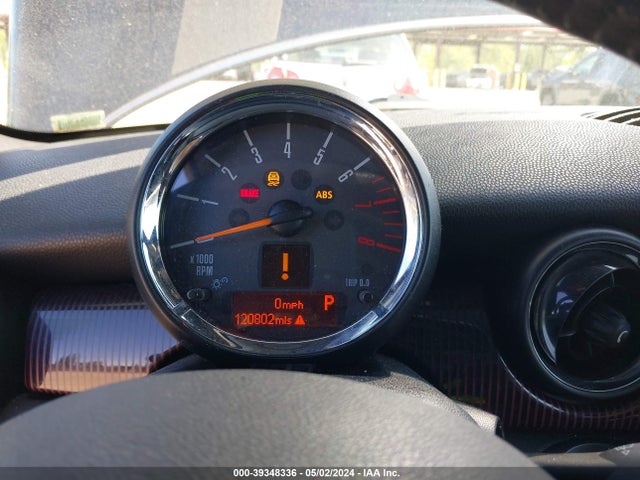 2011 MINI COOPER S CLUBMAN WMWZG3C5XBTY37087 Photo 6