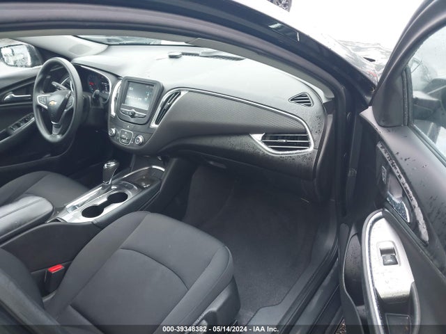 Chevrolet MALIBU LT 2018 1G1ZD5ST6JF204115 Image 5