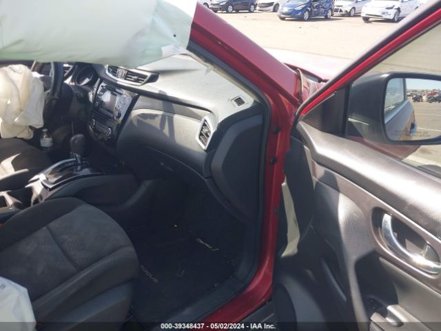 KNMAT2MT3GP656562 Nissan ROGUE SV