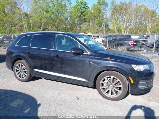 WA1VAAF77KD004176 Audi Q7 55 Premium