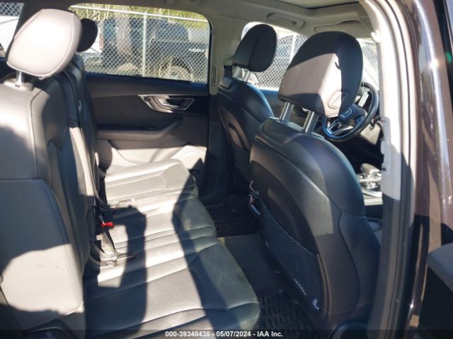WA1VAAF77KD004176 Audi Q7 55 Premium