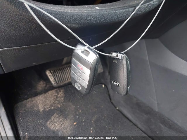 KIA NIRO EX 2017 KNDCC3LCXH5055422 Image 11