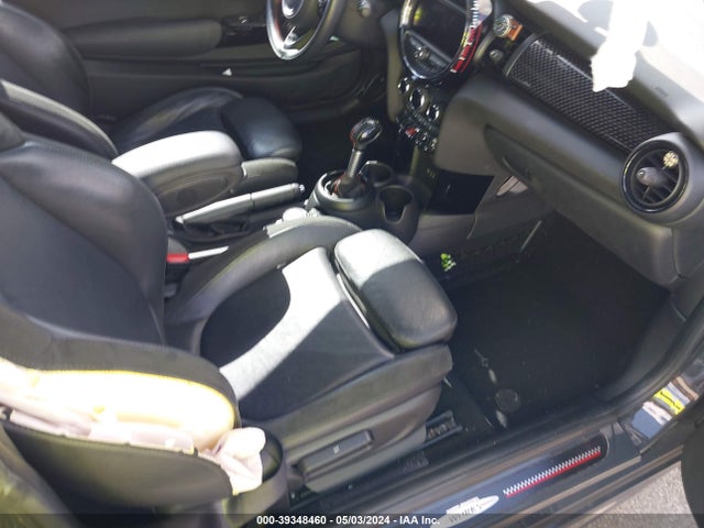 2018 MINI HARDTOP WMWXM9C57J2G49475 Photo 4