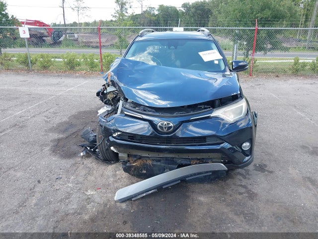 Toyota Rav4 Xle 2017 2T3WFREV8HW353918 Image 11