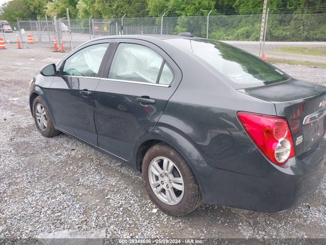 Chevrolet Sonic Lt Auto 2015 1G1JC5SH7F4177473 Image 3