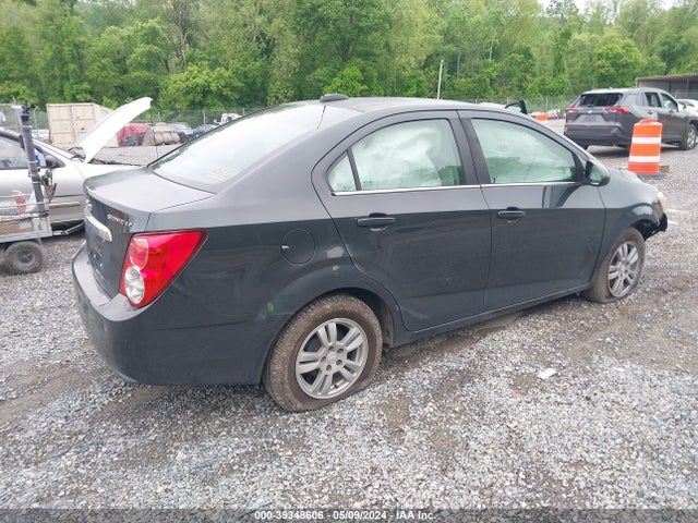 Chevrolet Sonic Lt Auto 2015 1G1JC5SH7F4177473 Image 4