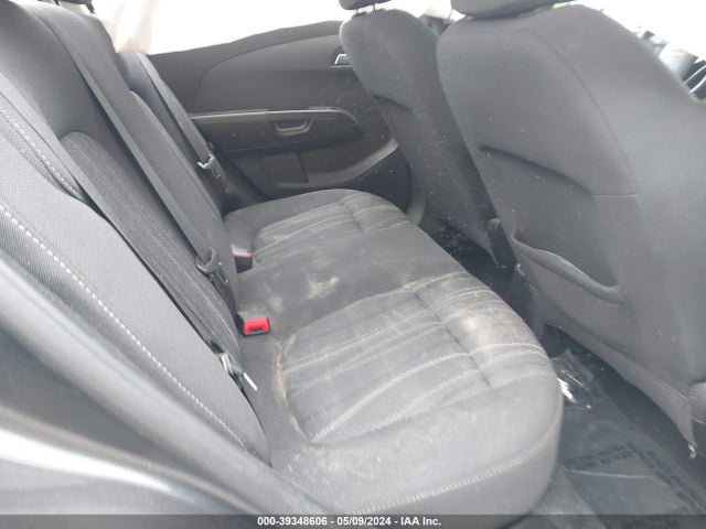 Chevrolet Sonic Lt Auto 2015 1G1JC5SH7F4177473 Image 8