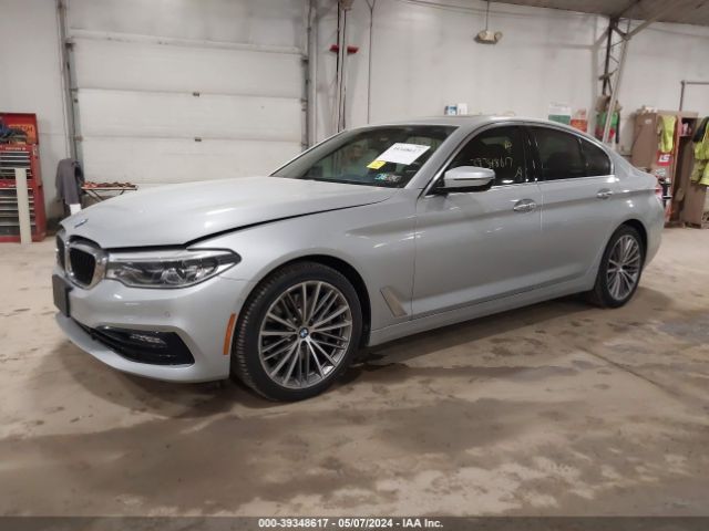 WBAJA7C32HG905663 BMW 530i Xdrive