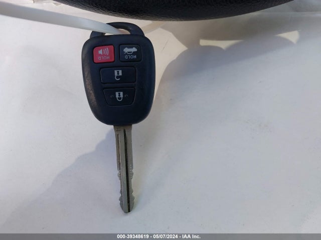 Toyota COROLLA LE 2019 2T1BURHE3KC233820 Image 11