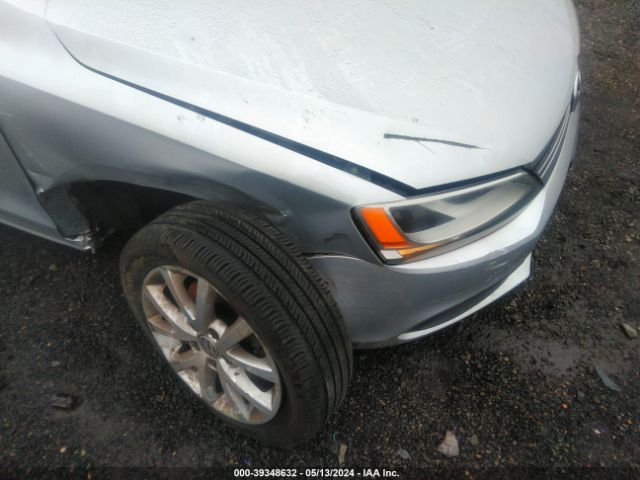 3VWD17AJ1EM327636 Volkswagen Jetta 1.8t Se