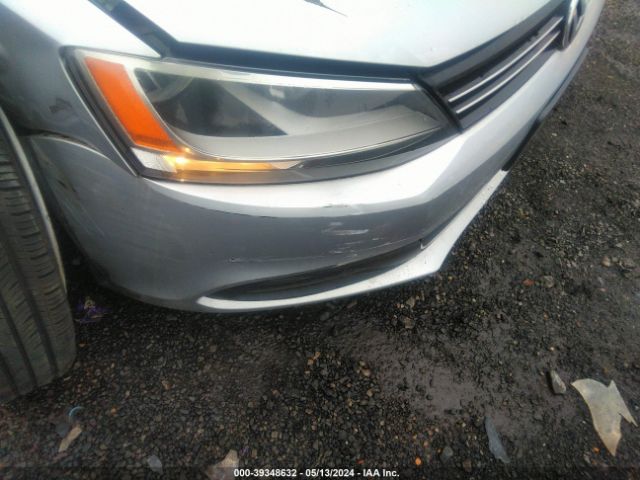 3VWD17AJ1EM327636 Volkswagen Jetta 1.8t Se