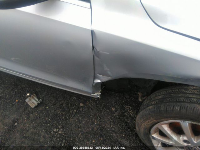3VWD17AJ1EM327636 Volkswagen Jetta 1.8t Se