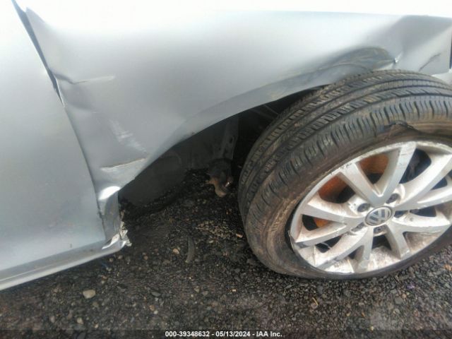 3VWD17AJ1EM327636 Volkswagen Jetta 1.8t Se