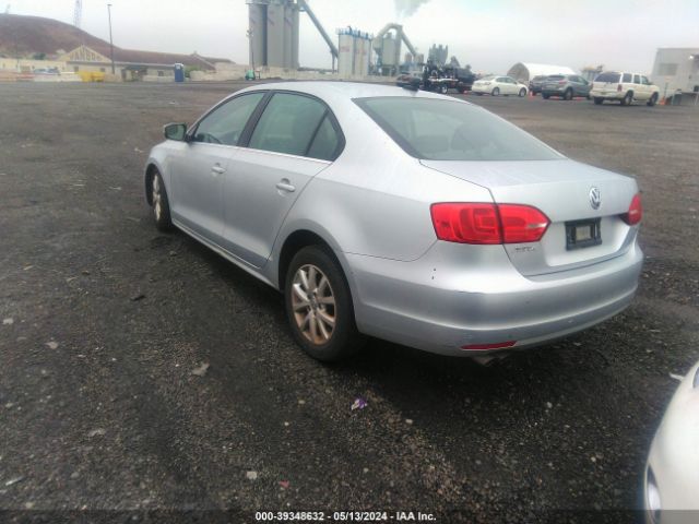 3VWD17AJ1EM327636 Volkswagen Jetta 1.8t Se