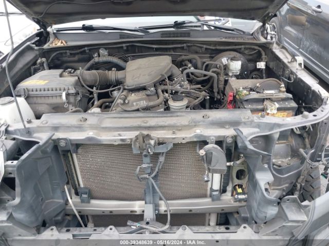 5TFRX5GN8KX153771 Toyota Tacoma Sr