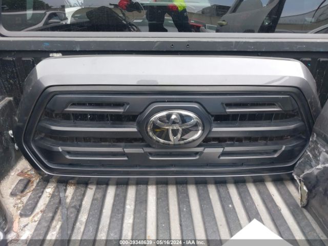 5TFRX5GN8KX153771 Toyota Tacoma Sr