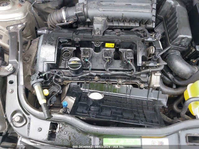 2011 MINI COOPER CLUBMAN WMWZF3C55BTY00838 Photo 5