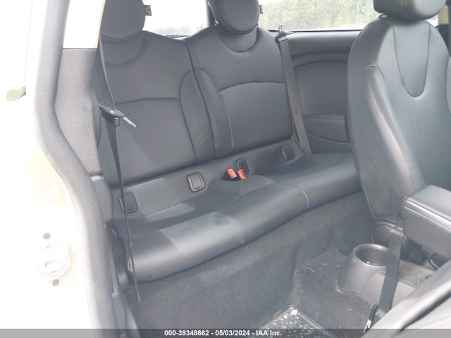 2011 MINI COOPER CLUBMAN WMWZF3C55BTY00838 Photo 7