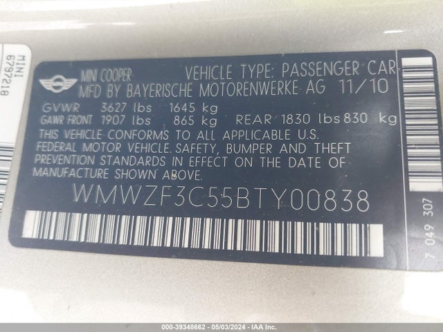 2011 MINI COOPER CLUBMAN WMWZF3C55BTY00838 Photo 8