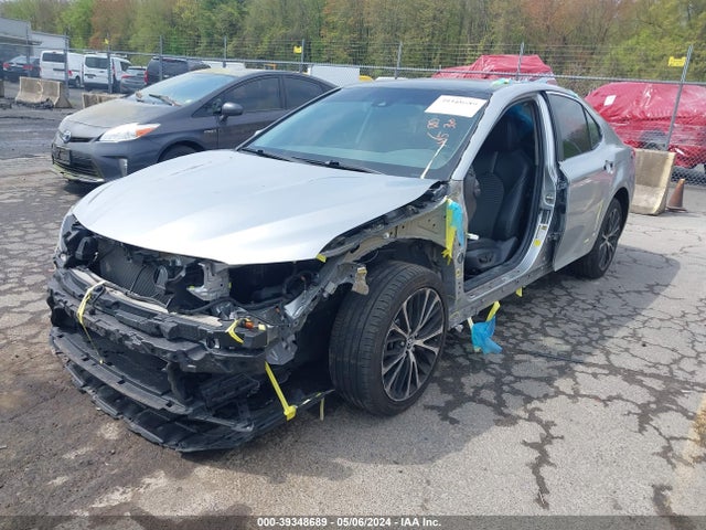 Toyota CAMRY SE 2020 4T1G11AK0LU337519 Image 2
