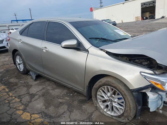 Toyota CAMRY LE 2016 4T4BF1FK4GR550280 Image 12