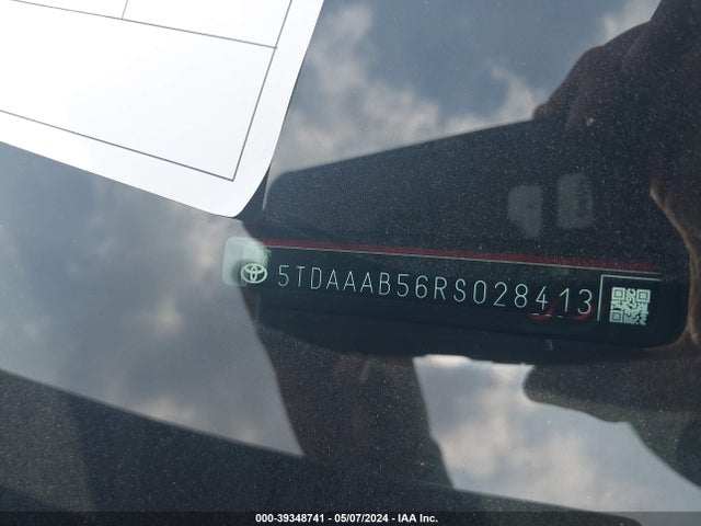Toyota Grand Highlander Platinum 2024 5TDAAAB56RS028413 Image 9