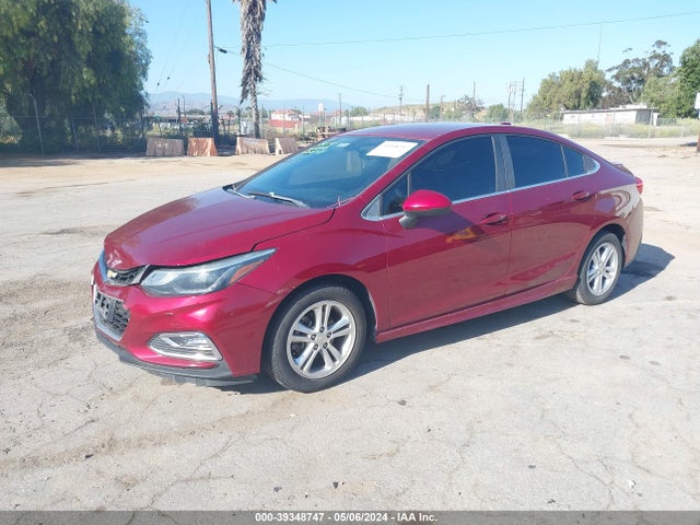 Chevrolet Cruze Lt Auto 2018 1G1BE5SMXJ7157981 Image 2