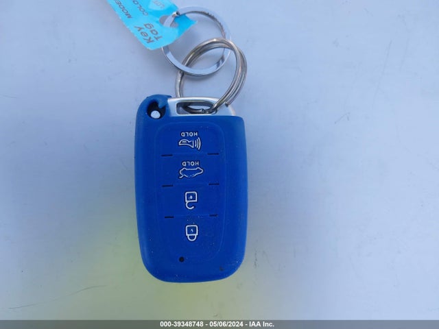 Hyundai Veloster Value Edition 2017 KMHTC6AD3HU324651 Image 11