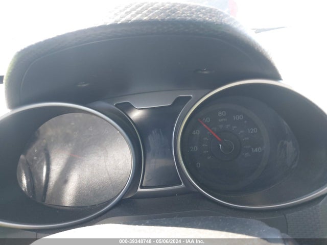 Hyundai Veloster Value Edition 2017 KMHTC6AD3HU324651 Image 7