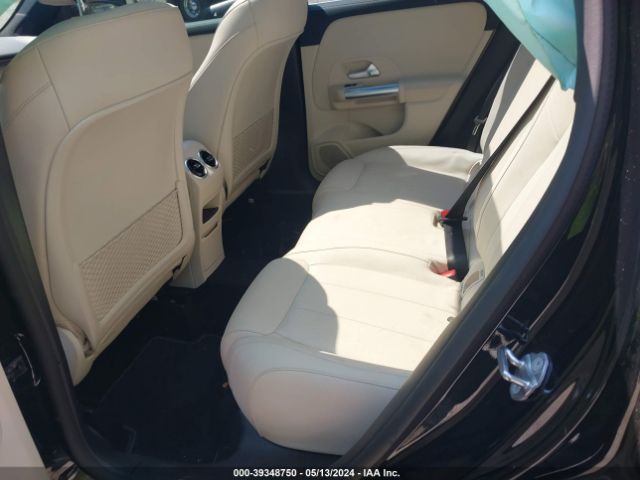 W1N4N4HB6NJ340229 Mercedes-Benz Gla 250 4matic