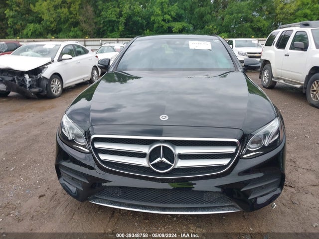 Mercedes-Benz E 300 2019 WDDZF4JB8KA622488 Image 12