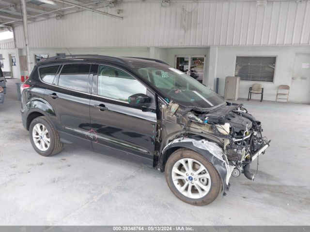 1FMCU0G96HUC19146 Ford ESCAPE SE