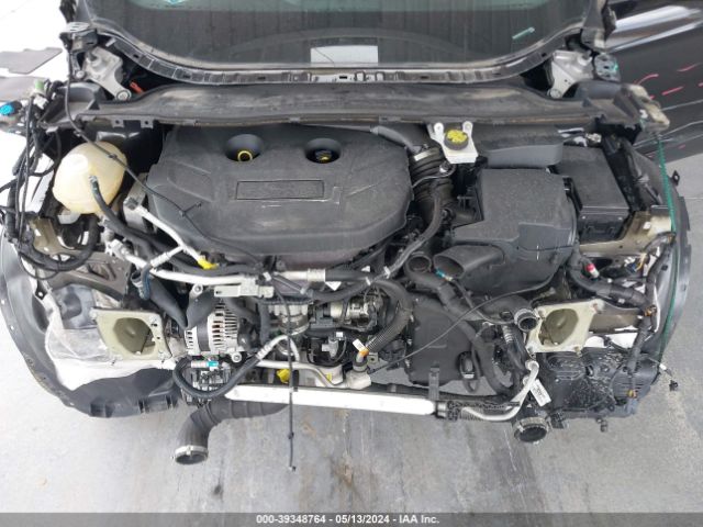 1FMCU0G96HUC19146 Ford ESCAPE SE