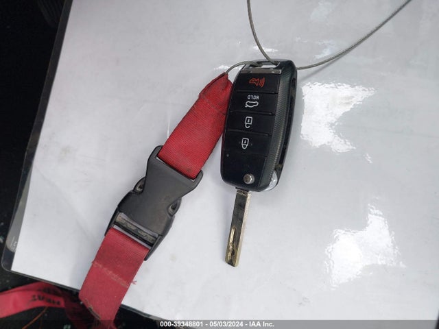 KIA Optima Lx 2018 5XXGT4L37JG264299 Image 11