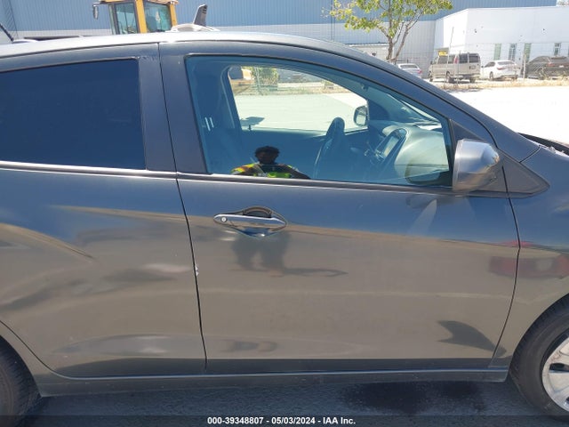 Chevrolet Spark Ls Cvt 2017 KL8CB6SA7HC715554 Image 14