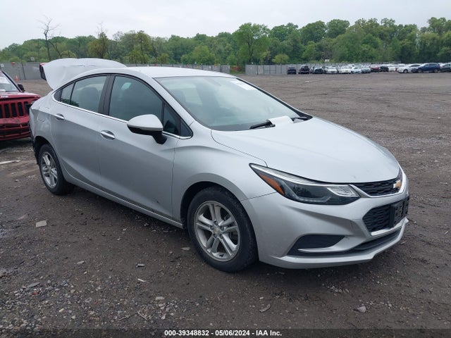 Chevrolet Cruze Lt Auto 2018 1G1BE5SM9J7104155 zdjęcie główne