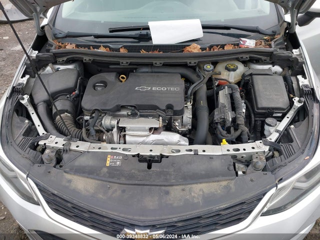 Chevrolet Cruze Lt Auto 2018 1G1BE5SM9J7104155 Image 10