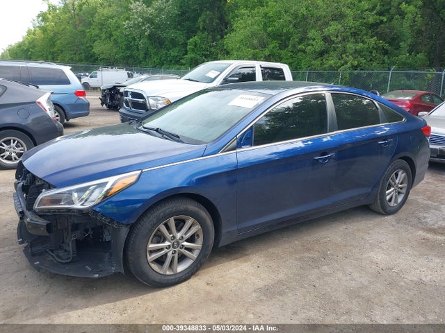 Hyundai SONATA SE 2017 5NPE24AF2HH554729 Image 2