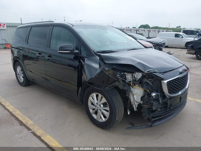 2017 KNDMB5C18H6313707 main image