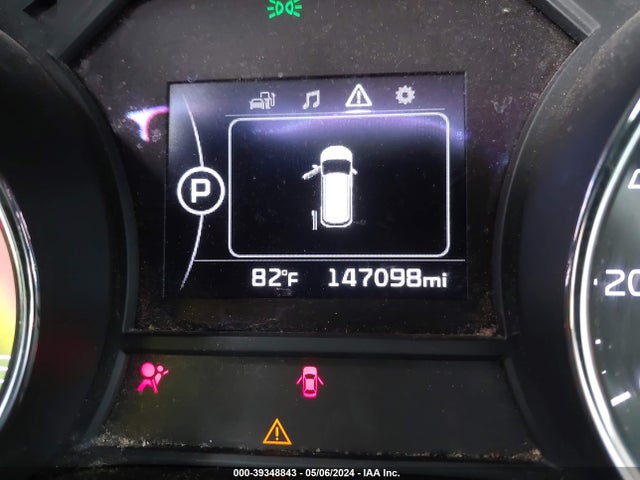 KIA SEDONA LX 2017 KNDMB5C18H6313707 Image 15