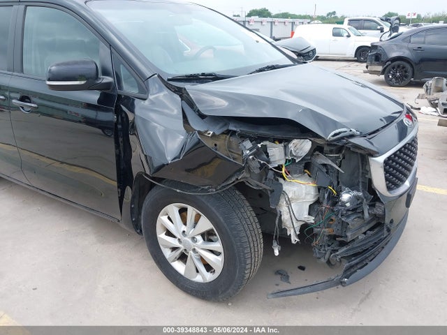 KIA SEDONA LX 2017 KNDMB5C18H6313707 Image 6