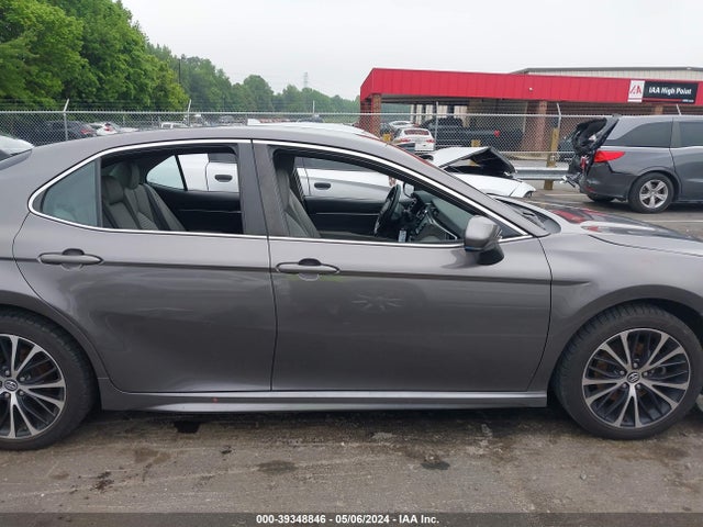 Toyota CAMRY SE 2018 4T1B11HK4JU071998 Image 14