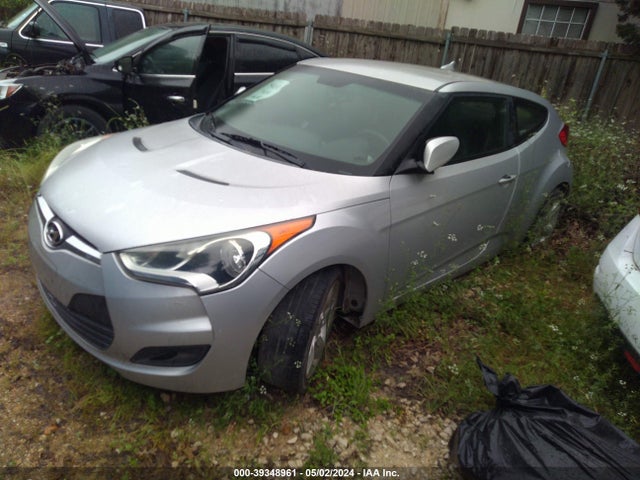 Hyundai Veloster Base W/black 2014 KMHTC6AD7EU186950 Image 2