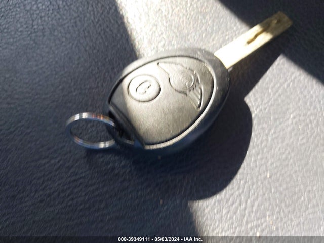 2004 MINI COOPER WMWRC33464TC53178 Photo 10