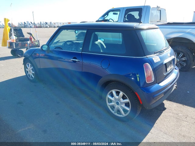 2004 MINI COOPER WMWRC33464TC53178 Photo 2