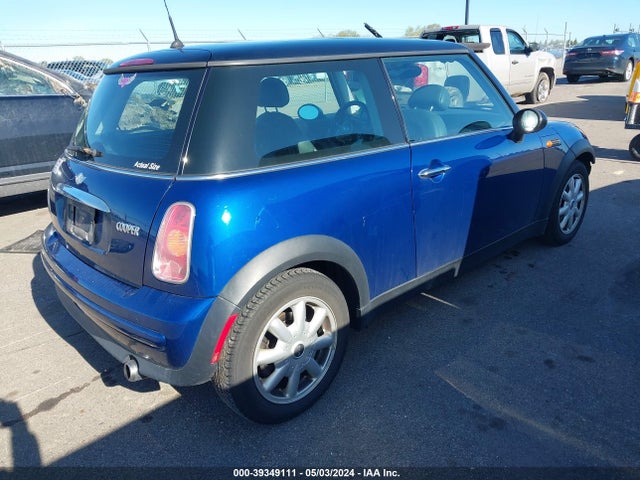 2004 MINI COOPER WMWRC33464TC53178 Photo 3