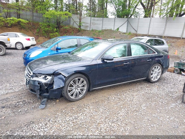 Audi A8 3.0t 2014 WAUAGAFD8EN004532 Image 2