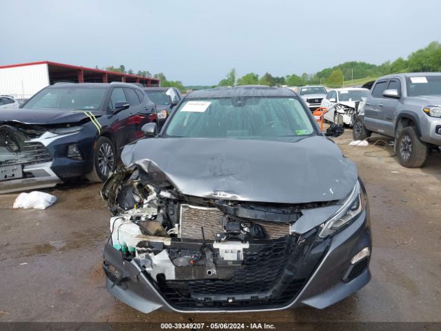 1N4BL4DW9NN411631 Nissan Altima Sv Intelligent Awd